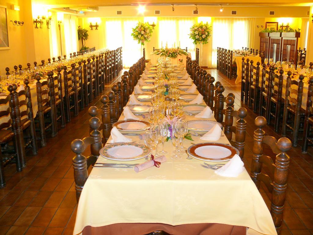 Zuera Hotel Restaurante Las Galias מראה חיצוני תמונה